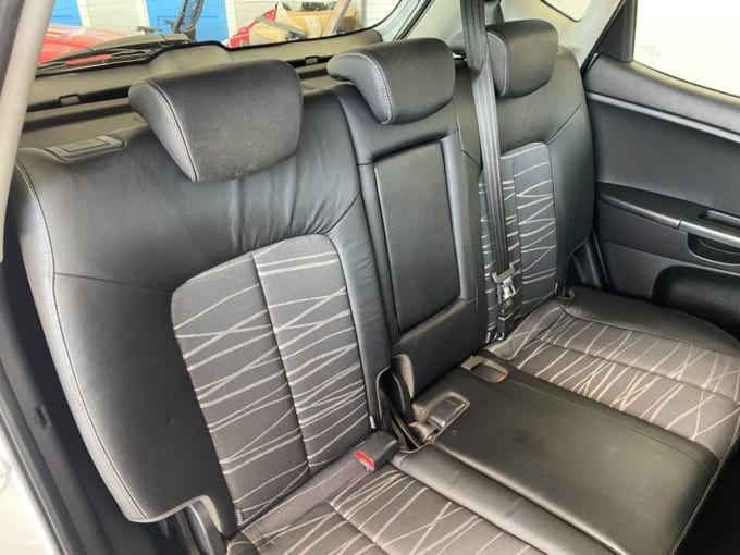2025 Kia Venga