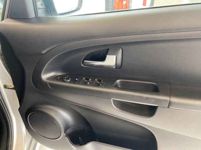 2025 Kia Venga