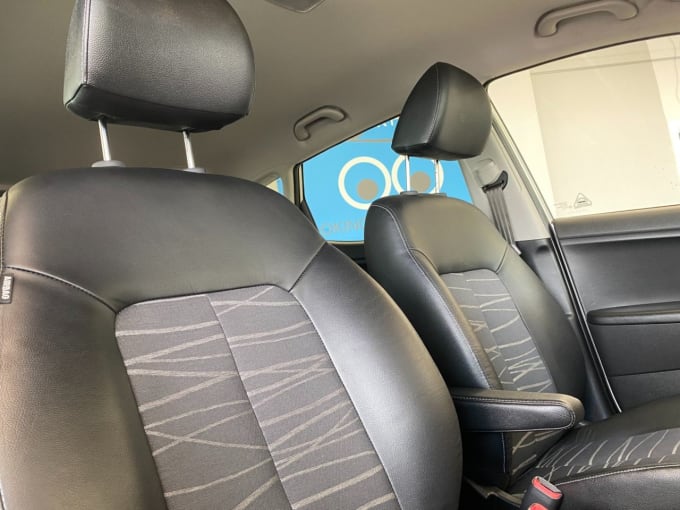 2025 Kia Venga