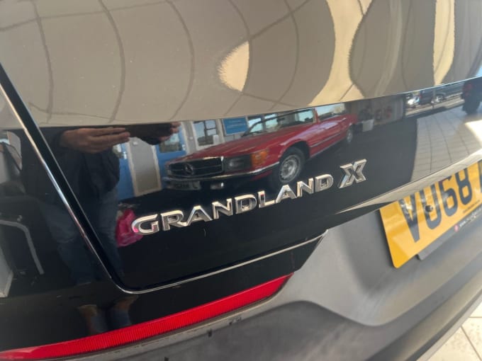 2025 Vauxhall Grandland X