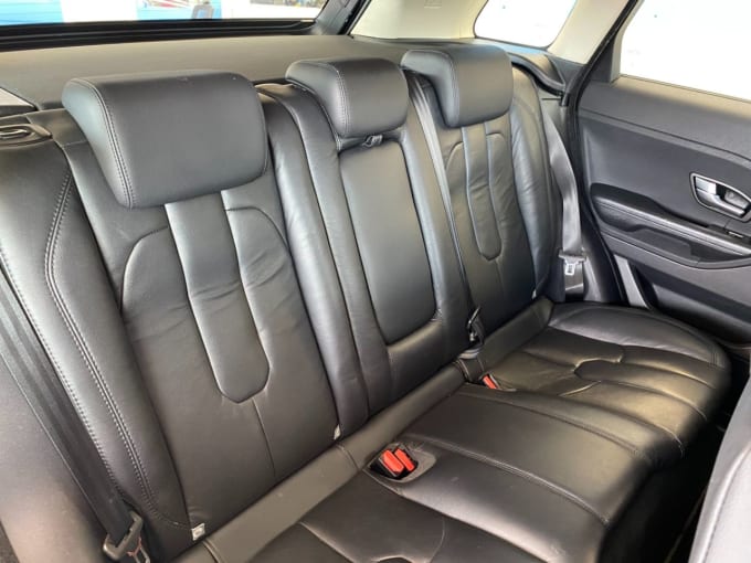 2025 Land Rover Range Rover Evoque