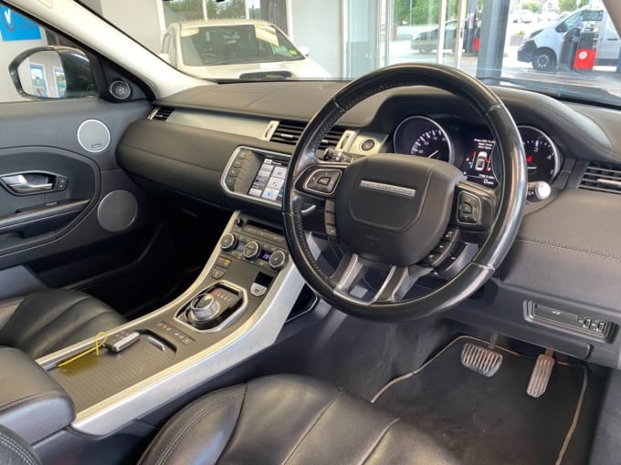 2025 Land Rover Range Rover Evoque