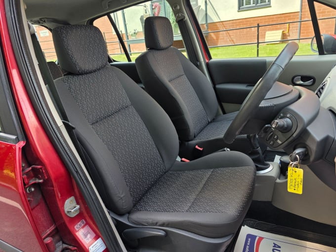 2005 Renault Modus