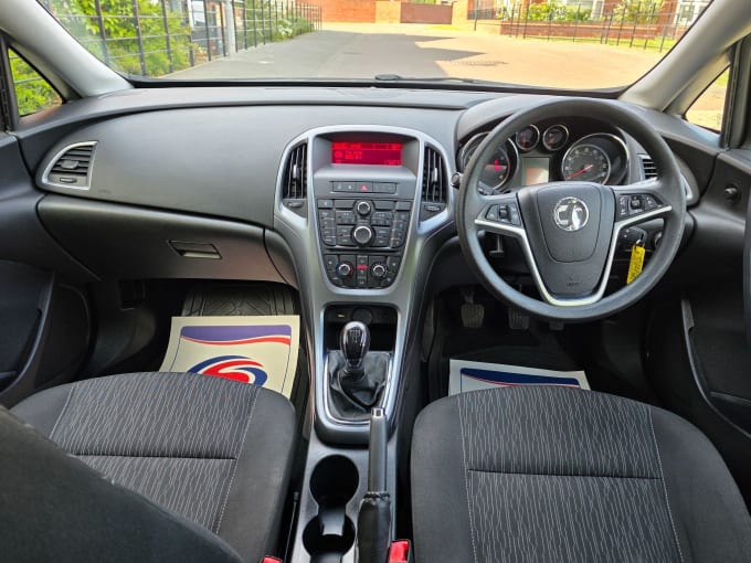 2015 Vauxhall Astra