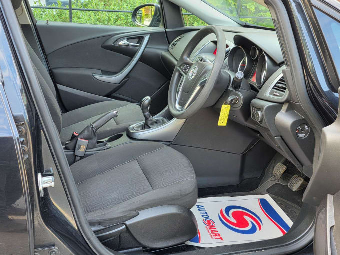 2015 Vauxhall Astra