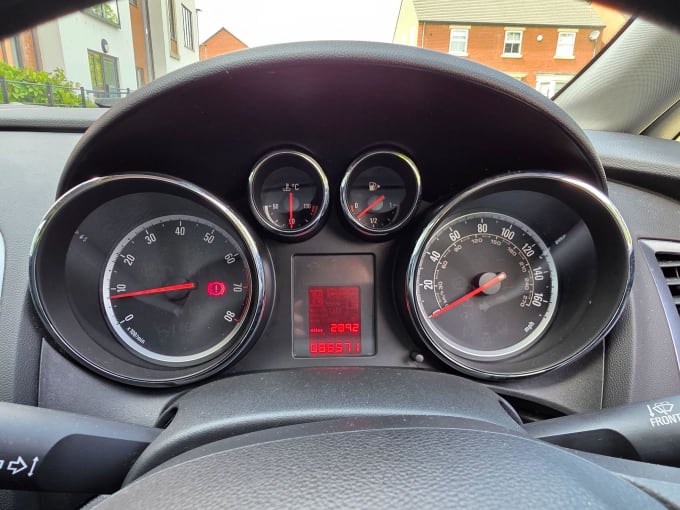 2015 Vauxhall Astra