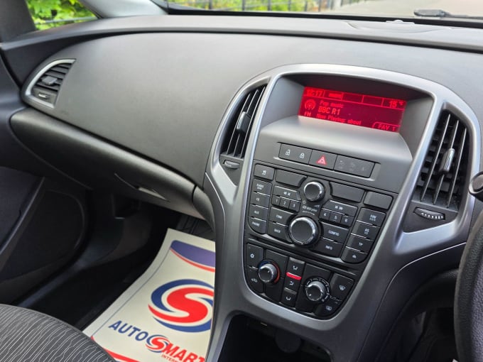 2015 Vauxhall Astra
