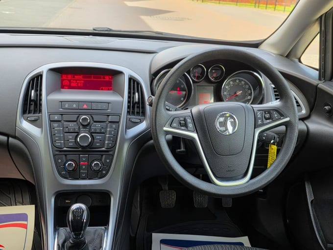 2015 Vauxhall Astra