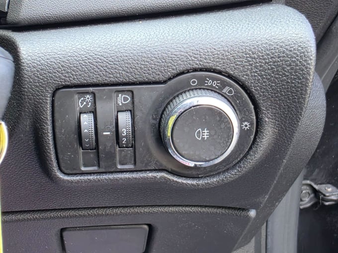 2015 Vauxhall Astra