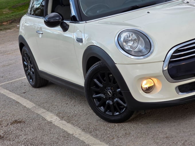 2014 Mini Hatch