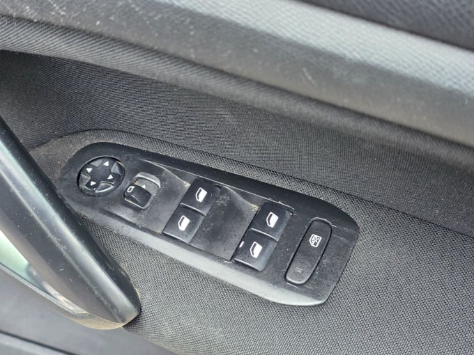 2014 Peugeot 308