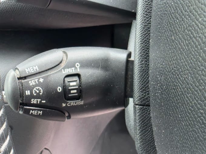 2014 Peugeot 308