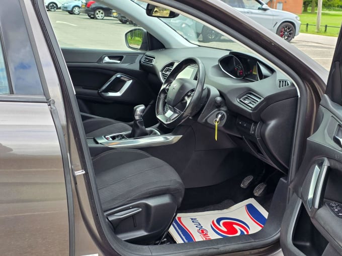 2014 Peugeot 308