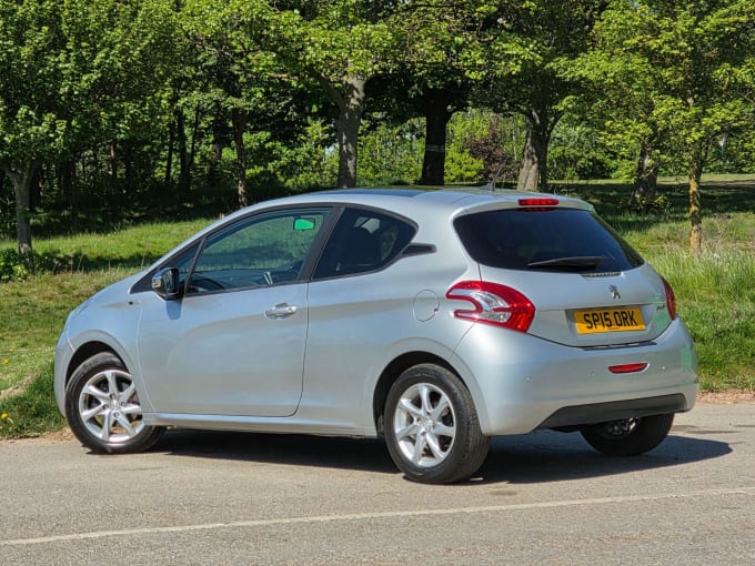 2015 Peugeot 208