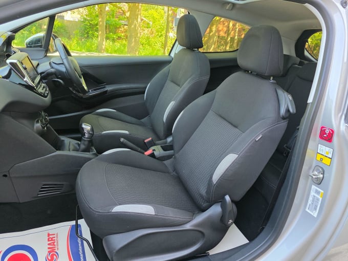 2015 Peugeot 208