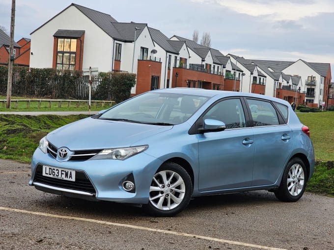 2014 Toyota Auris