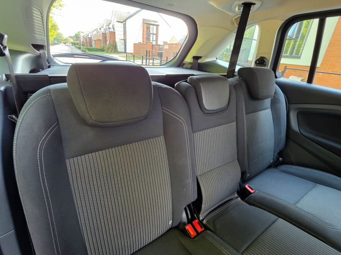 2012 Ford Grand C-max