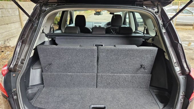 2012 Nissan Qashqai+2