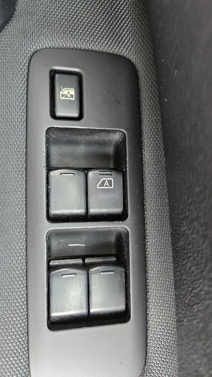 2012 Nissan Qashqai+2