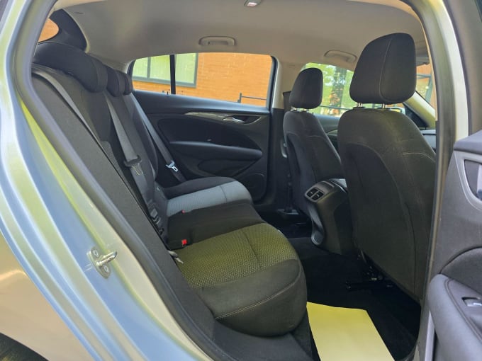 2017 Vauxhall Insignia