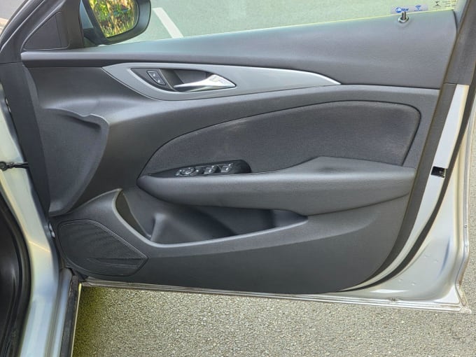 2017 Vauxhall Insignia