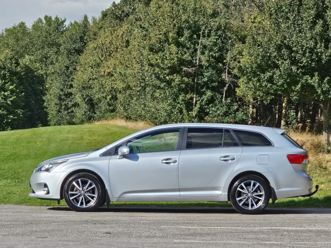 2012 Toyota Avensis