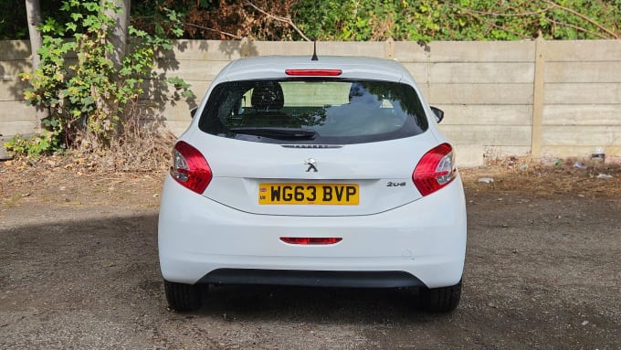 2013 Peugeot 208