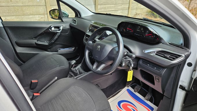 2013 Peugeot 208
