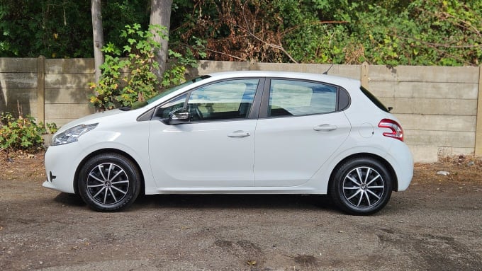 2013 Peugeot 208