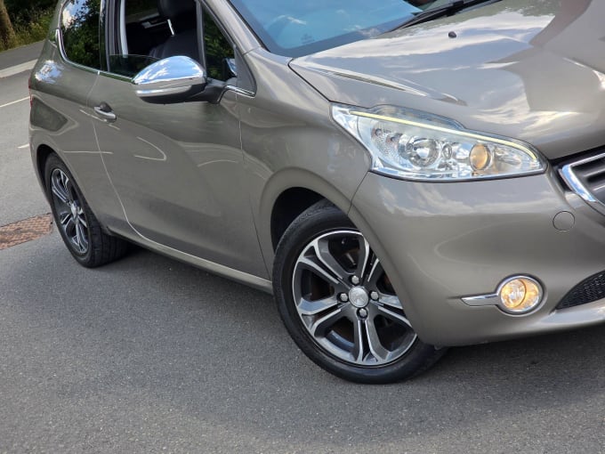 2012 Peugeot 208