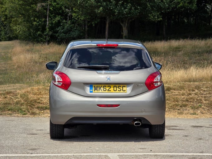 2012 Peugeot 208
