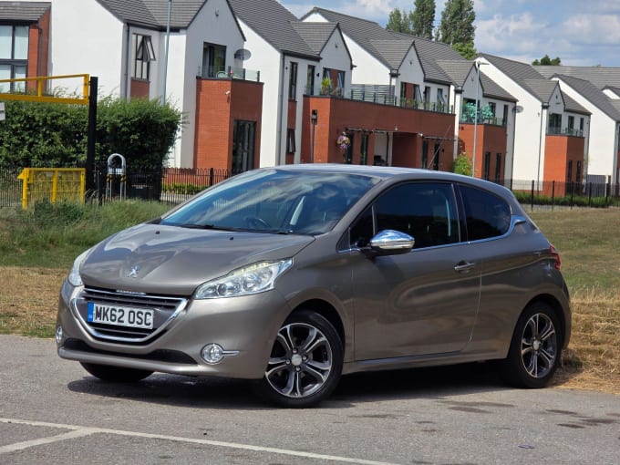 2012 Peugeot 208