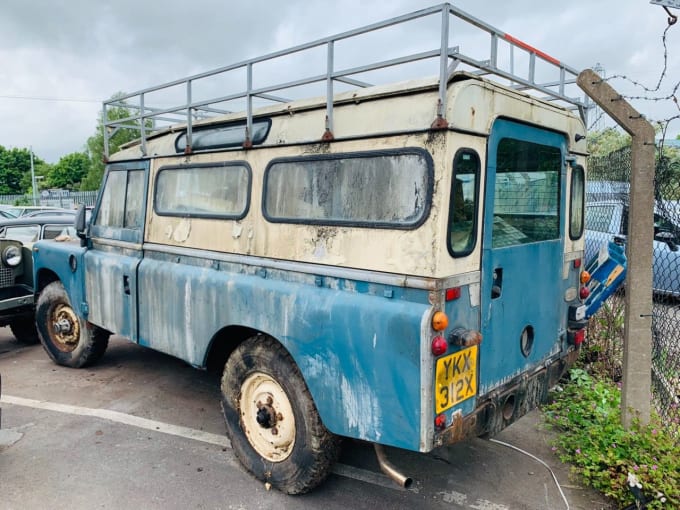 1981 Land Rover 109