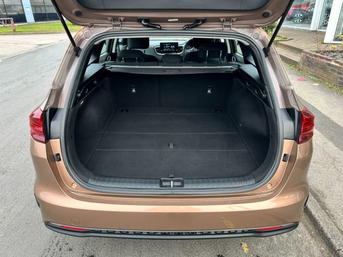 2025 Kia Ceed