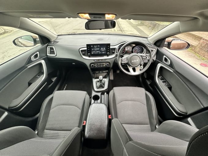 2025 Kia Ceed
