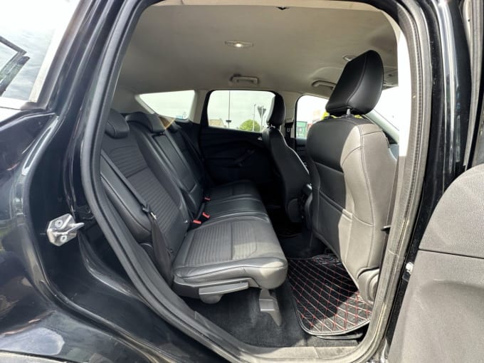 2025 Ford Kuga