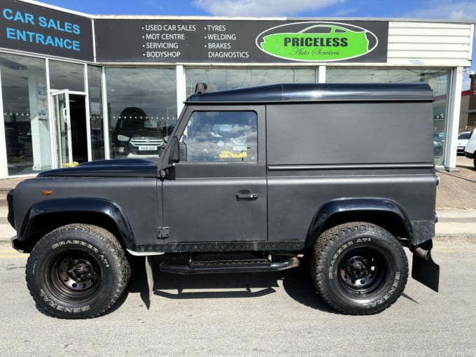 2025 Land Rover Defender