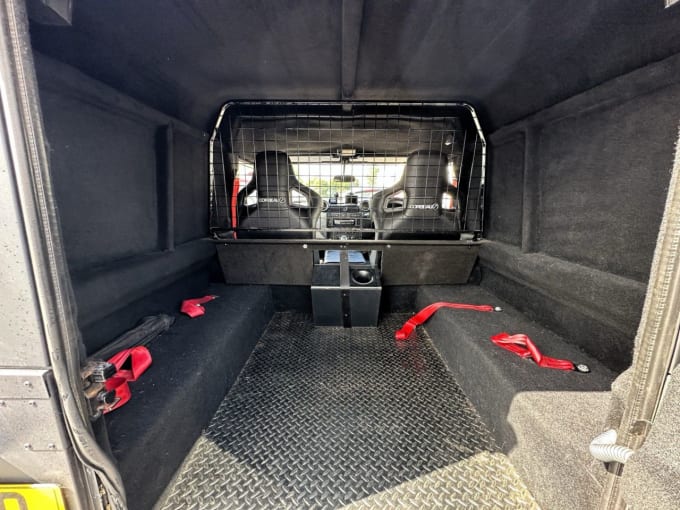 2025 Land Rover Defender