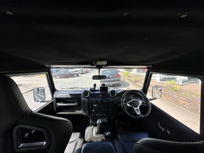 2025 Land Rover Defender