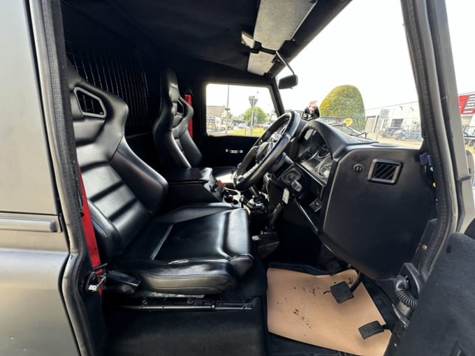 2025 Land Rover Defender
