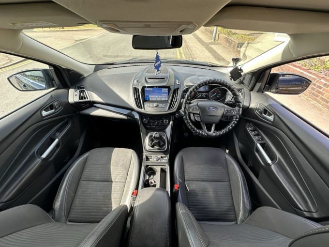2025 Ford Kuga