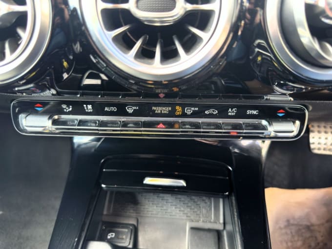 2025 Mercedes-benz Cla