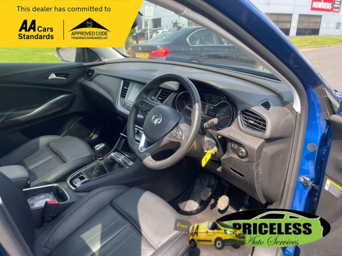 2025 Vauxhall Grandland X
