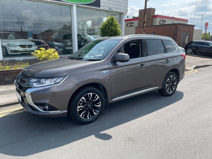 2025 Mitsubishi Outlander