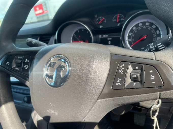 2025 Vauxhall Astra