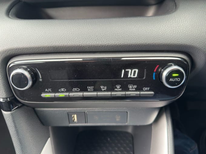 2025 Toyota Yaris