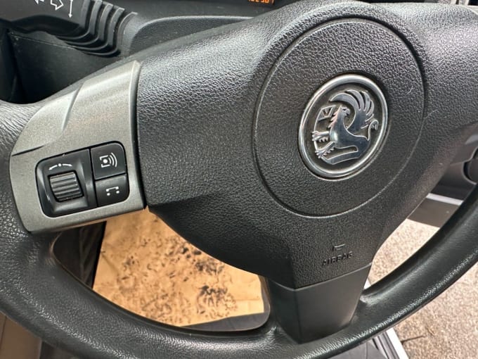 2025 Vauxhall Vectra