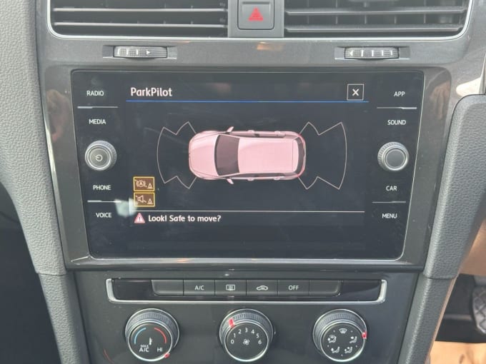 2018 Volkswagen Golf