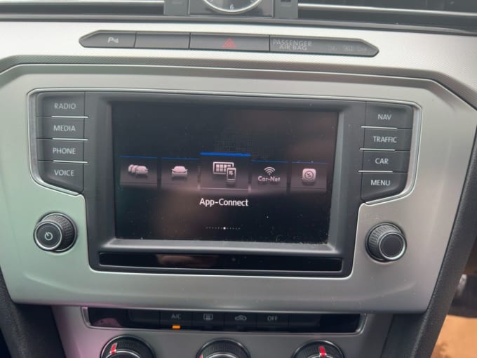 2017 Volkswagen Passat