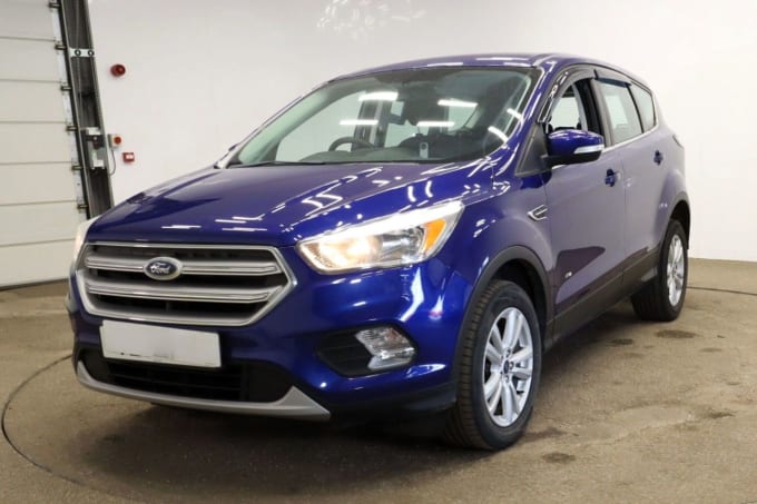 2025 Ford Kuga